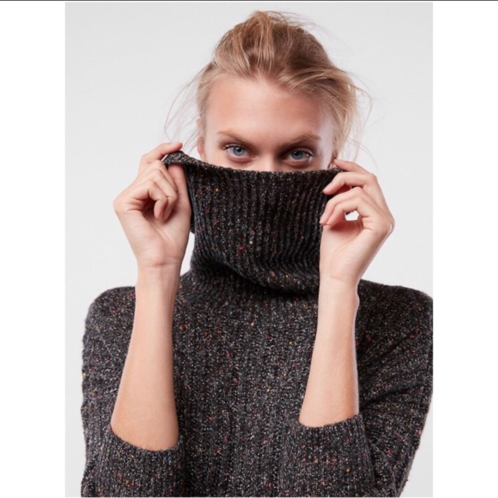 🔥FIRE SALE🔥 Express Cowl Neck Sweater